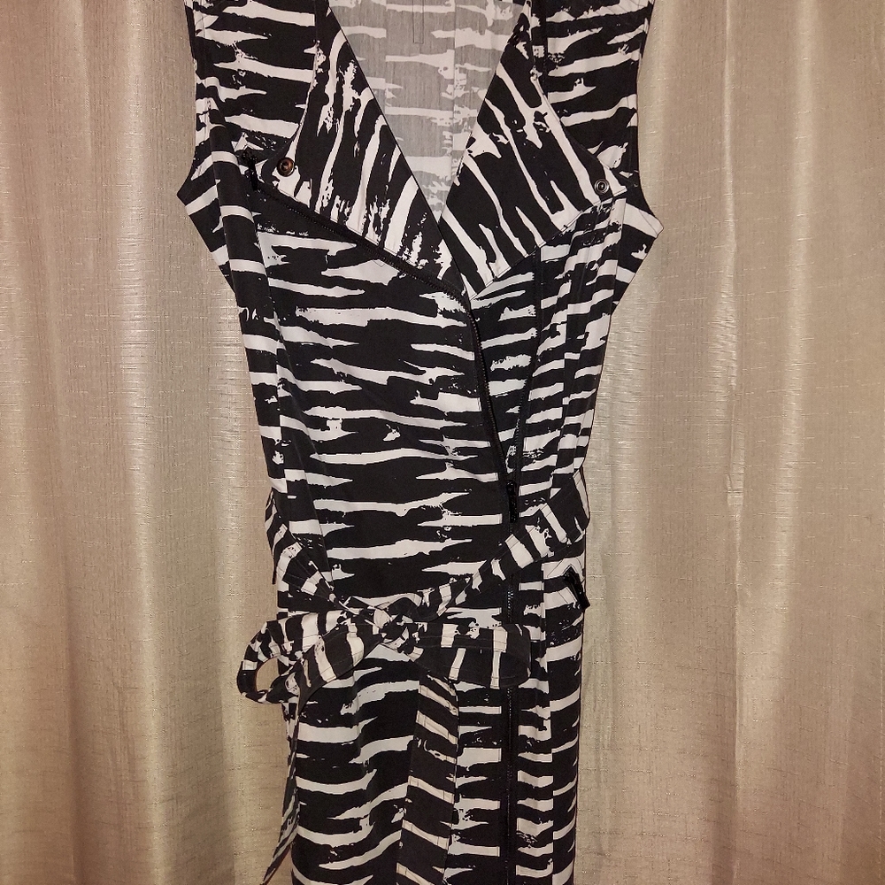 Printed wrap dress